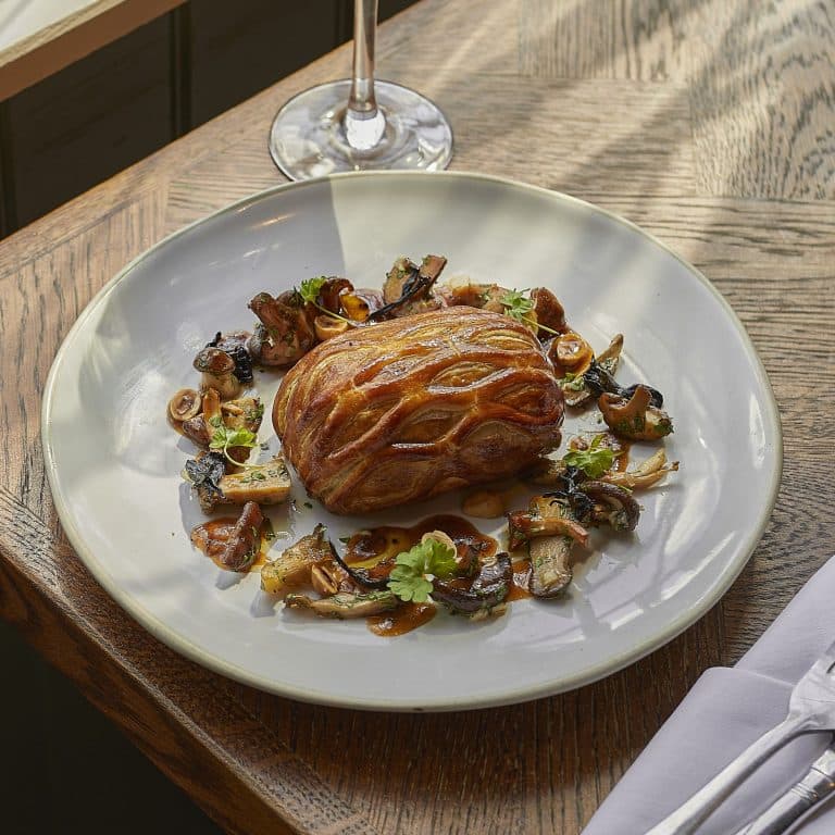 Cover Image for Our à la carte menu at The Potter's Heron